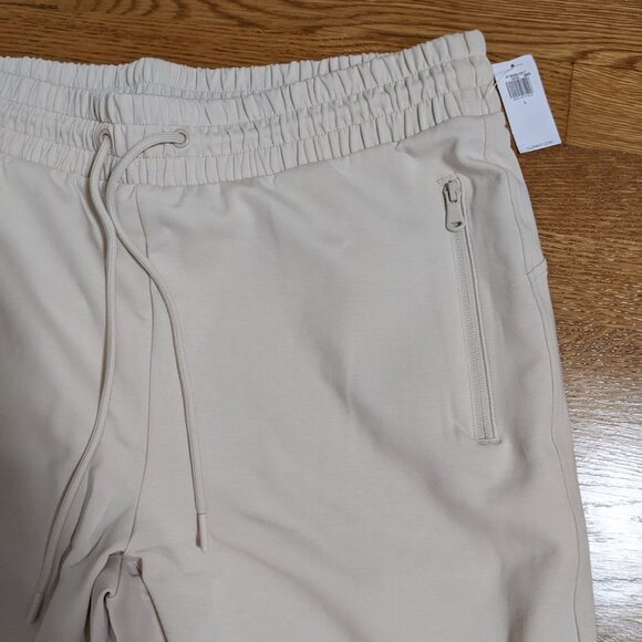 Old Navy Joggers - Brand New with Tag - Picture 2 of 3